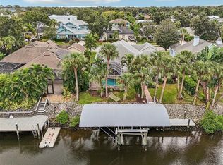 4611 Shark Dr, Bradenton, FL 34208