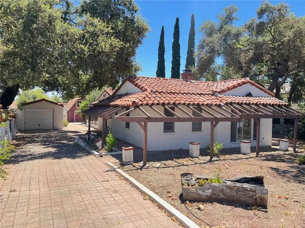920 Alamosa Dr, Claremont, CA 91711