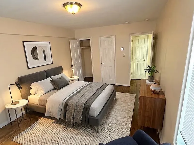 140-60 Beech Ave #5P — Photo 2