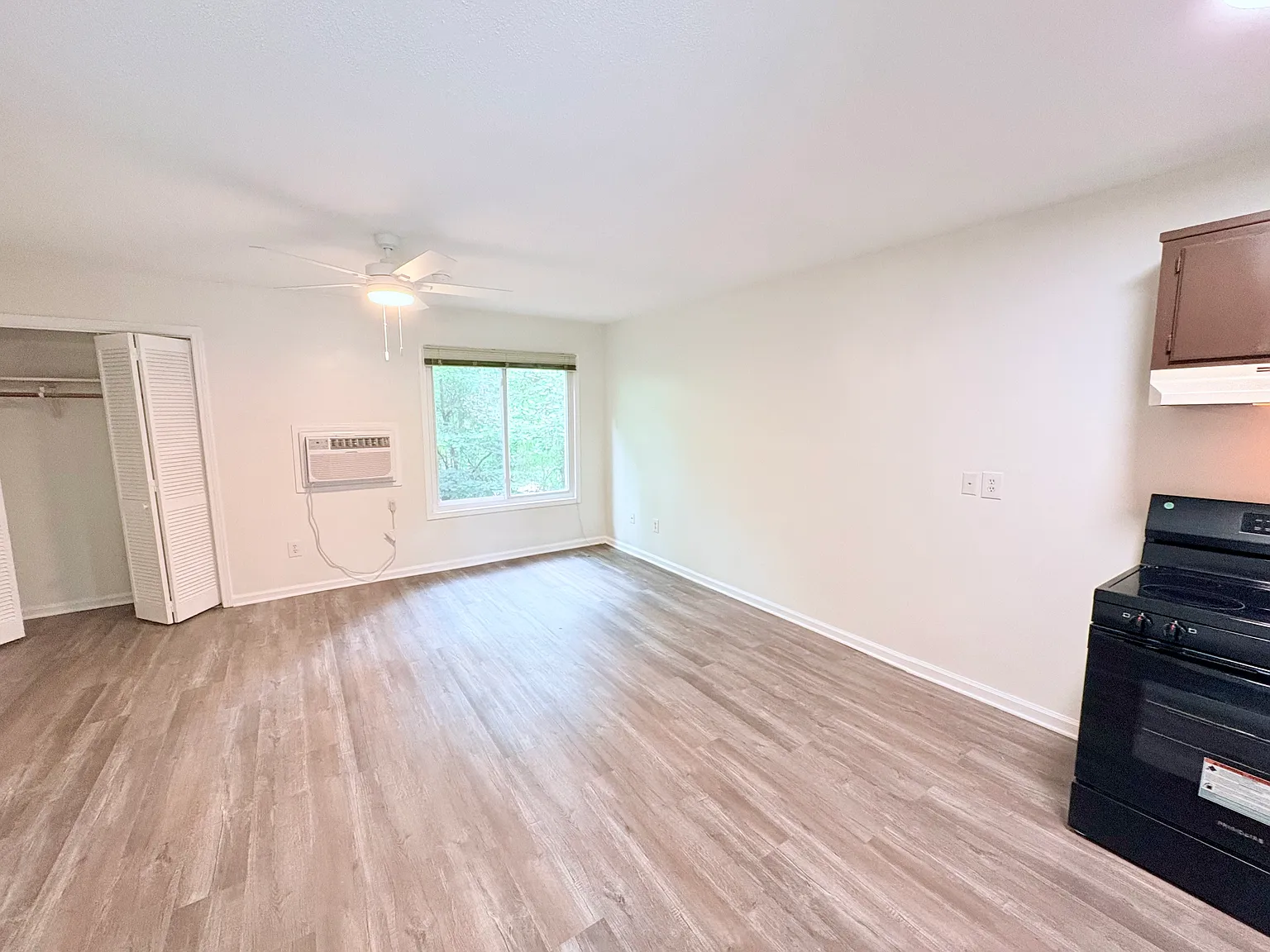 207 Cochran Road Unit 2, Clemson — Photo 3