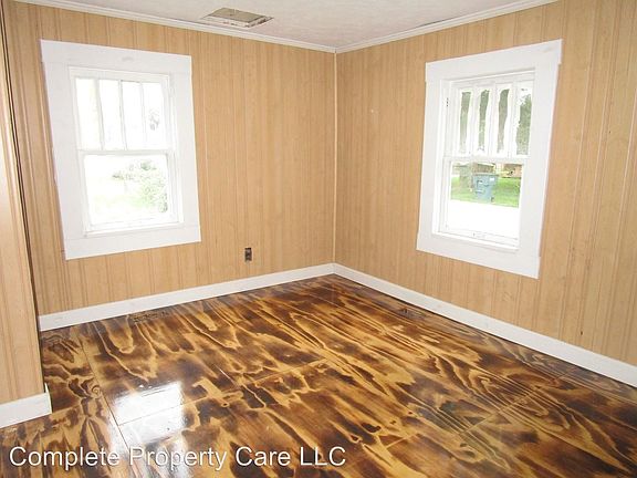 5th image of 3122 S Vine St