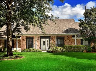 619 E Cypresswood Dr, Spring, TX 77373