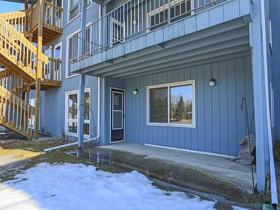 3rd image of 211 Southbrooke Dr APT 1