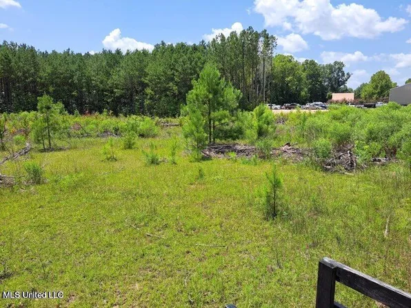 0 S 49th #U, Mendenhall, MS 39114