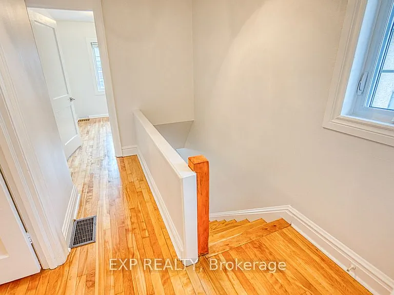 413 Holland Ave — Photo 30