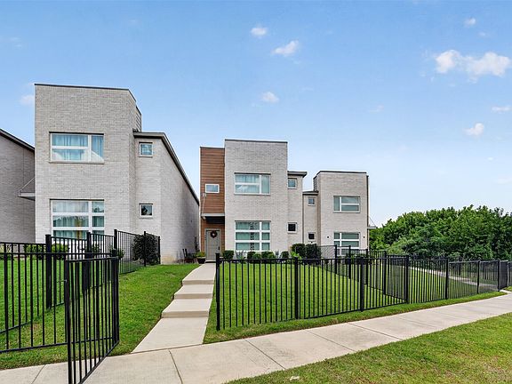 3rd image of 340 Oakbend Dr
