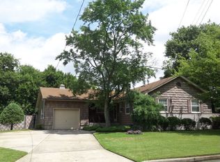 140 Standiford Ave, Sayreville, NJ 08872