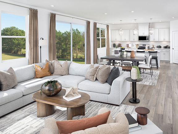 Photo representation of the Sequoia plan. Colors, finishes and options will vary.