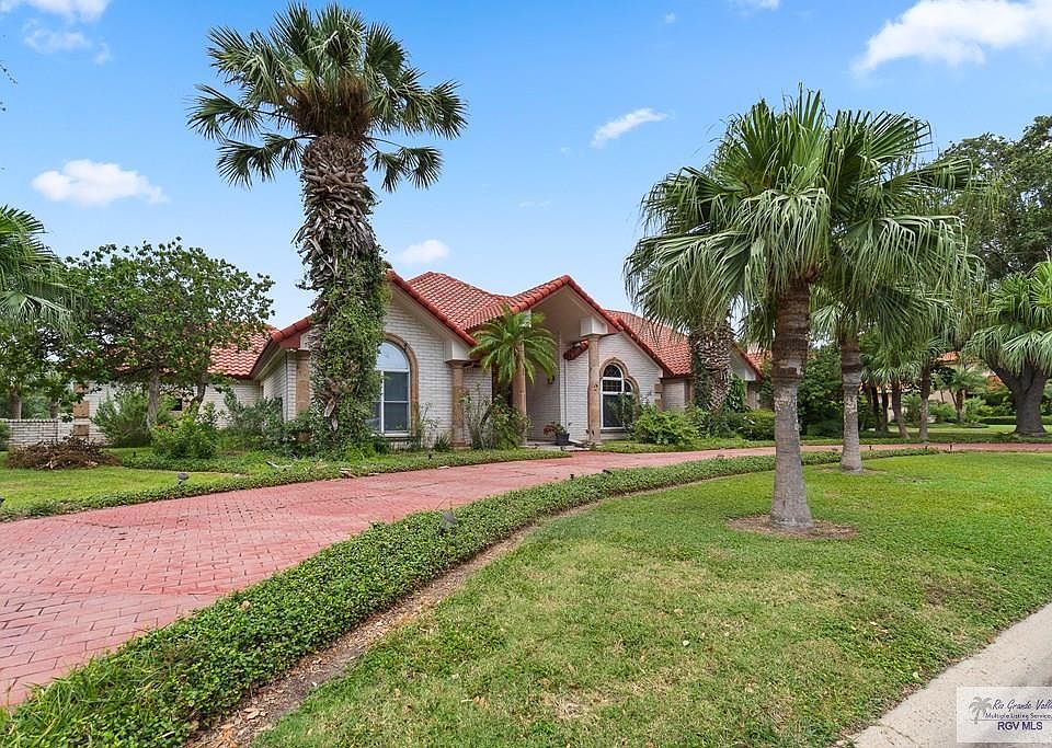1st image of 1601 Palm Valley Dr E