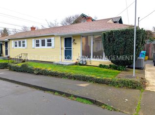 2704 SE 38th Ave, Portland, OR 97202