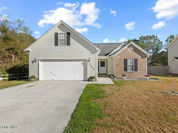 202 Brunswick Drive, Jacksonville, NC 28546