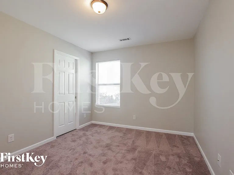 707 Rook Rd — Photo 12
