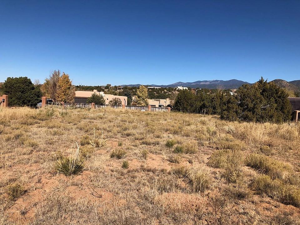 1st image of 2704 Ventoso