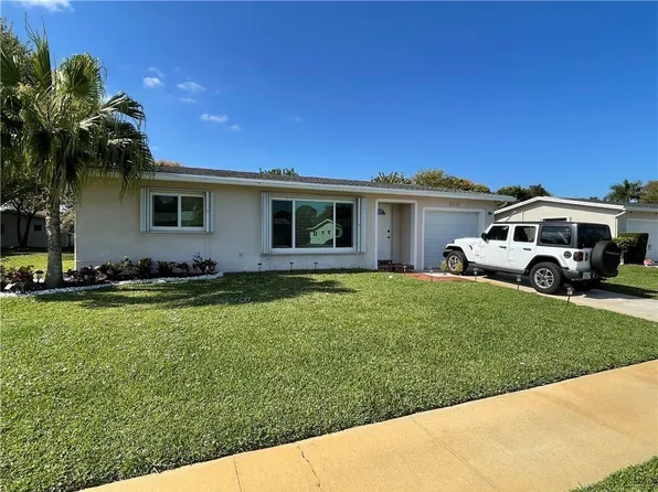 14609 Sunny Waters Lane, Delray Beach, FL 33484