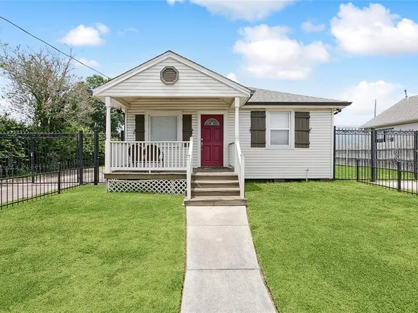 3205 W Metairie Ave N, Metairie, LA 70001