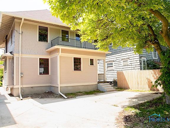 4th image of 2636 Scottwood Ave