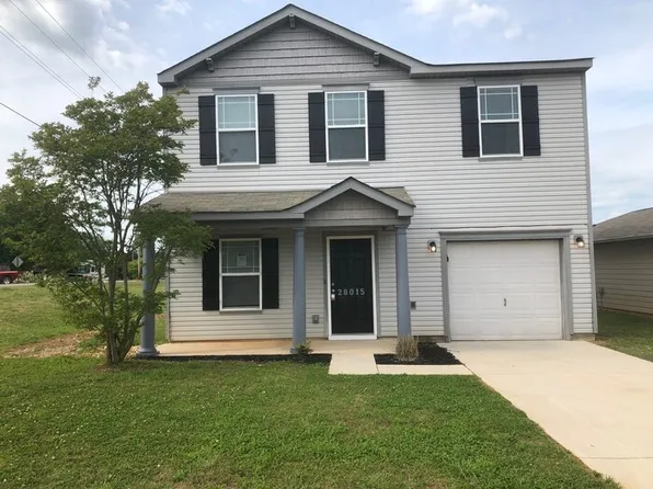 28015 Chasebrook Dr, Harvest, AL 35749