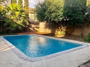 5422 Holly View Dr, Houston, TX 77091