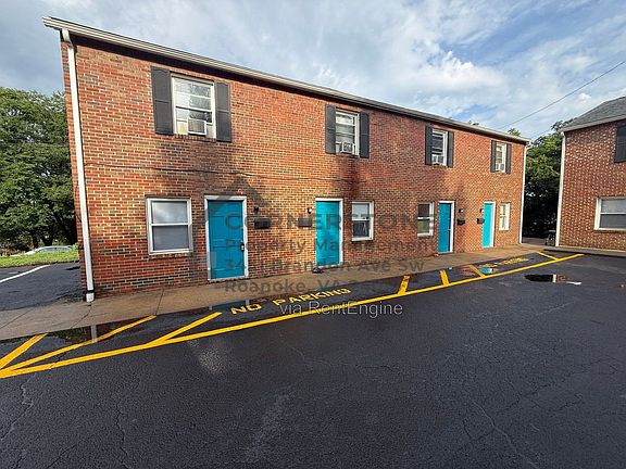 2nd image of 1517 Lexington Ave SW APT 1