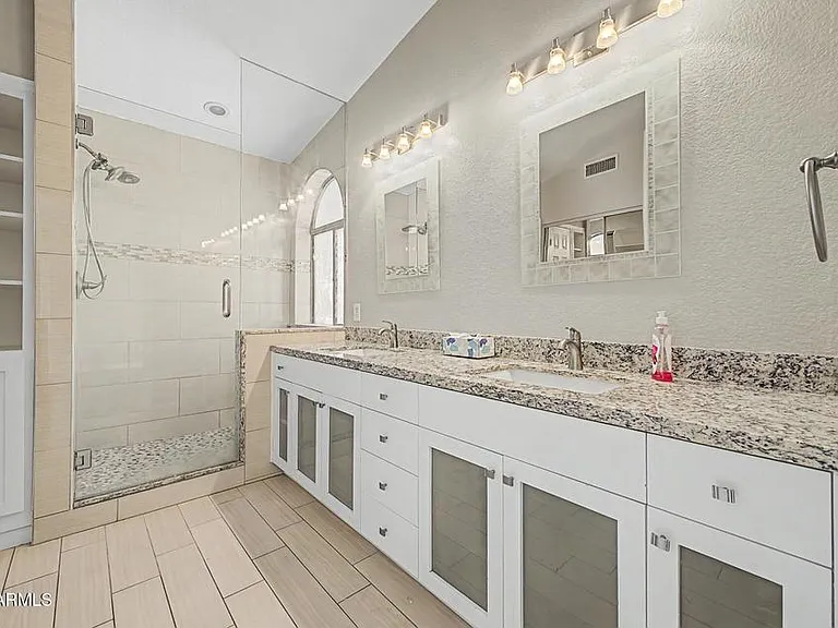 558 W Bluefield Ave — Photo 12