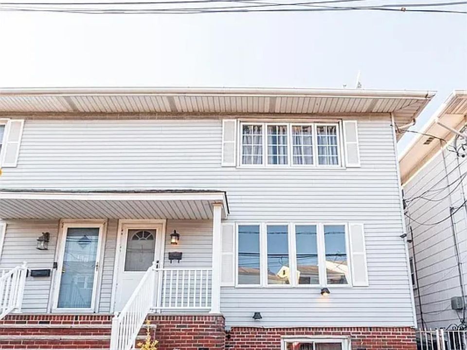 1st image of 136 Suburbia Ter APT 1