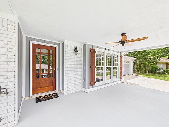 3rd image of 6008 Whitehaven Dr
