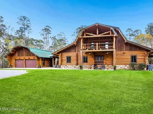 7190 Paradise Ln, Kiln, MS 39556
