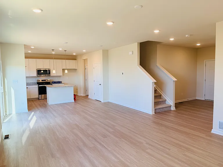 3005 Aiken Back Ln — Photo 7