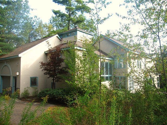 1st image of 83 Algonquin Dr