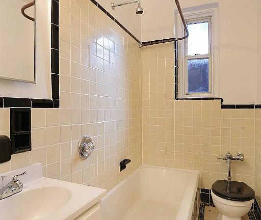 5th image of 11811 84th Ave #309