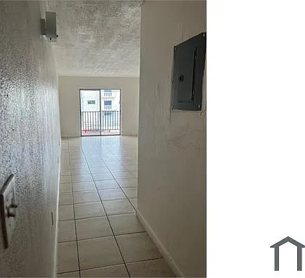 2 bed, 745 sqft, $2,200 — Photo 2