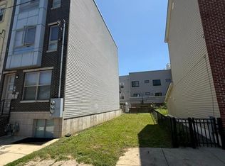 1537 N Franklin St, Philadelphia, PA