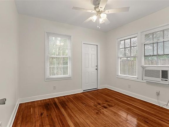 3rd image of 4528-30 S Roman St