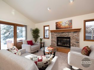 1810 Commodore Dr, Anchorage, AK 99507