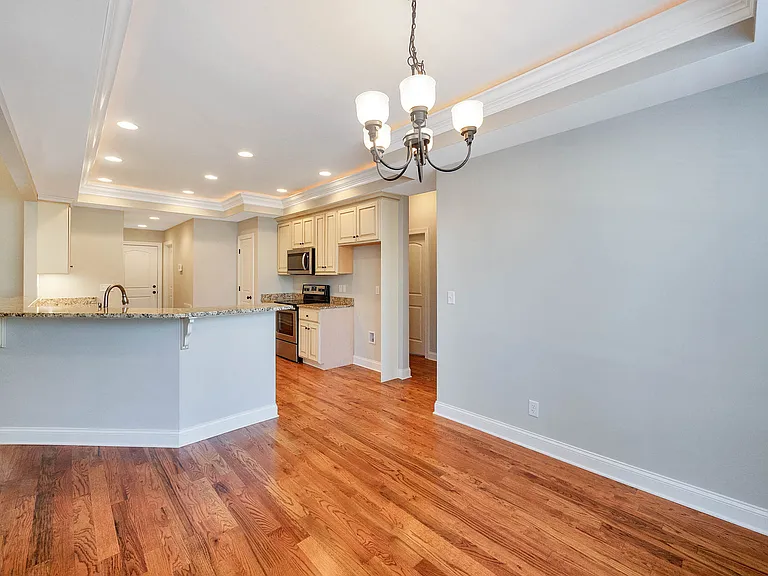 8052 Burgundy Cir — Photo 9