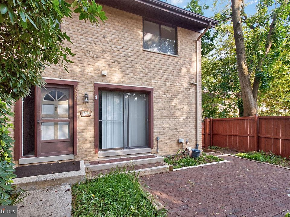 1st image of 9251 Hobnail Ct