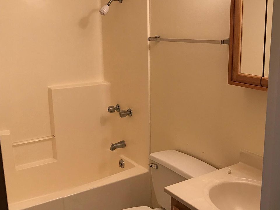 181 Main St Whitesboro, NY, 13492 Apartments for Rent Zillow