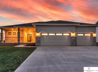 19829 Adams St, Omaha, NE 68135