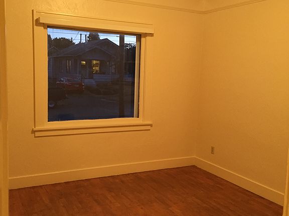 4th image of 1222 10th St