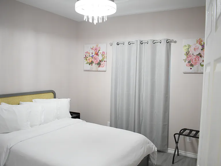 1905 Banita St #202 — Photo 9