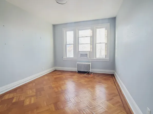 12 Randolph Avenue image 3 of 6