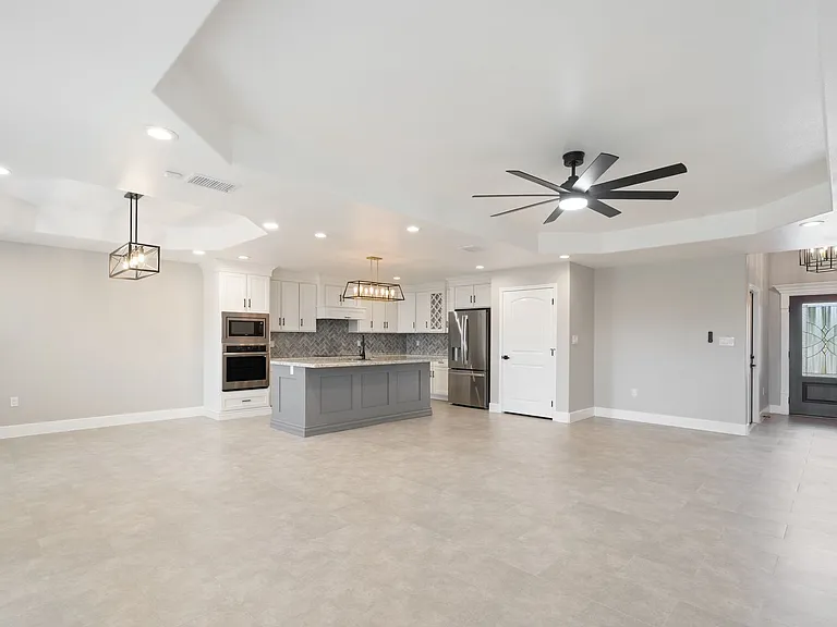 105 Noahy Dr — Photo 5