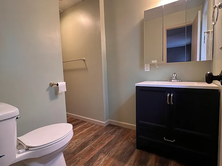 15 Derby Ln — Photo 12