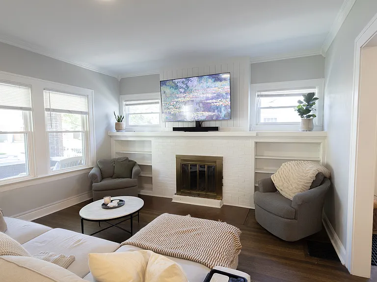 3856 Winthrop Ave — Photo 3
