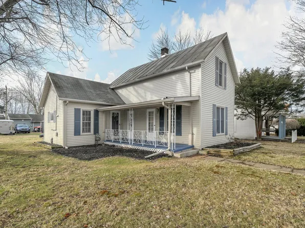 132 North St, Utica, OH 43080