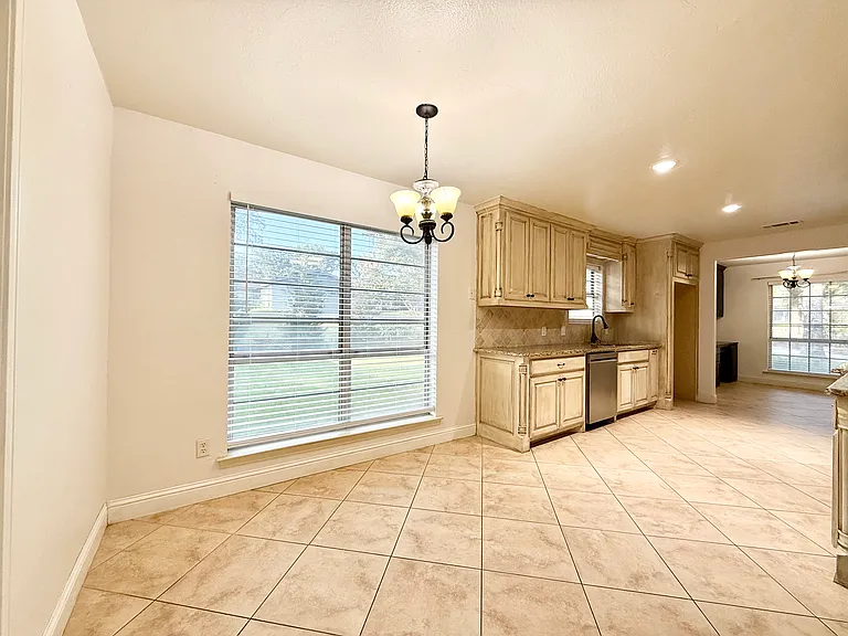 5100 Oak Timbers Ct — Photo 21