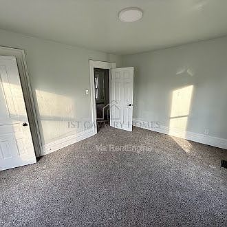 3rd image of 45 Oakdale Ave