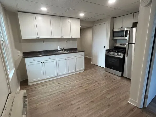 305 23rd St, 305 23rd St APT 2, Watervliet, NY 12189