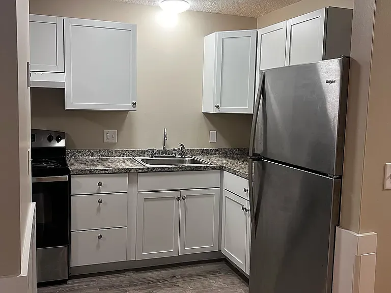 Keene Apartments — Photo 1