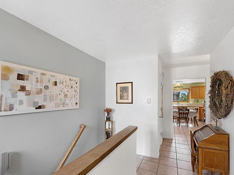 3615 Horacio Ct NE — Photo 5